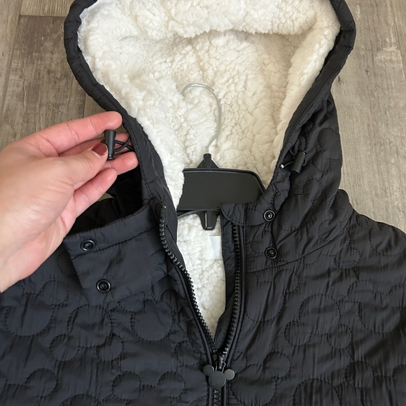 Disney Jacket - Picture 3 of 9